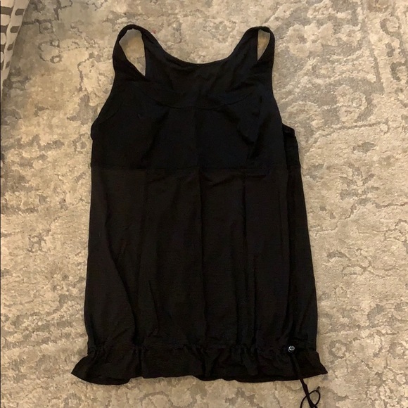 Lululemon workout top - Picture 1 of 5